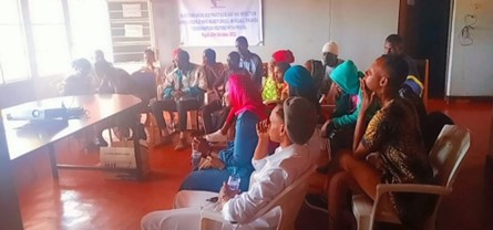 Attendees of a dissemination and training session among People Who Inject Drugs in Kigali in October 2022. Participants learned about their higher risk of HIV attributable to injection drug use and learned about HIV prevention including HIV self-testing. 