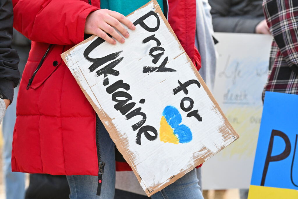 ND Students organized a gathering outside the Main Building to show solidarity and support for the people of Ukraine